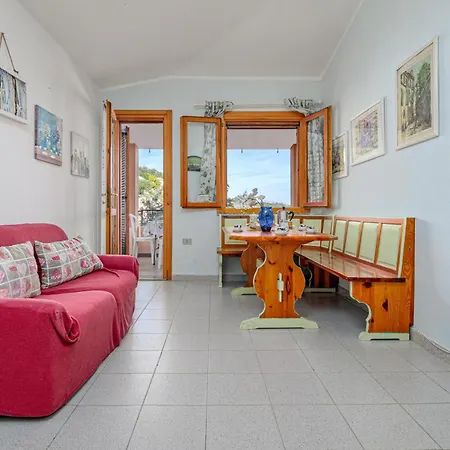 Quadrilocale Le Colonne *